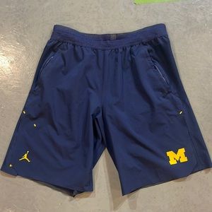 Michigan Jordan Athletic Shorts Size Large